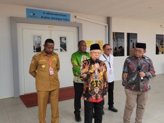 KUNJUNGAN WAKIL PRESIDEN KE PERKEBUNAN TEBU PT GLOBAL PAPUA ABADI